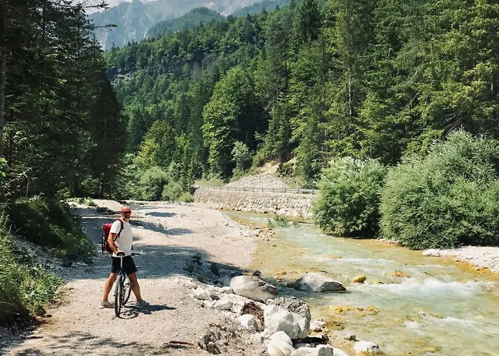 Palazzo Piccolo Cave del Predil