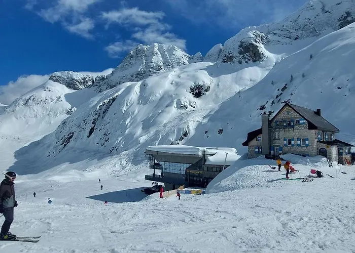 Palazzo Piccolo * Cave del Predil